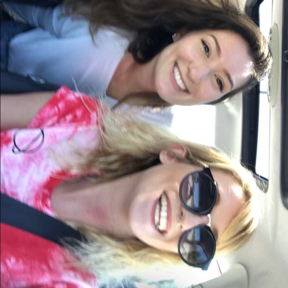 Meet your Posher, Emily